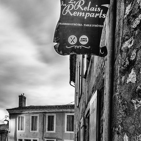 Chambres D'Hotes Le Relais Des Remparts Rions Exteriör bild