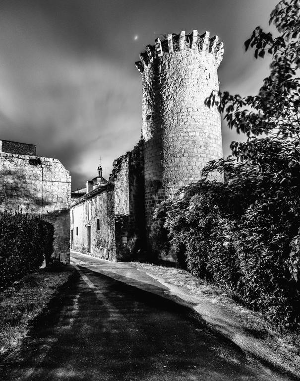 Chambres D'Hotes Le Relais Des Remparts Rions Exteriör bild
